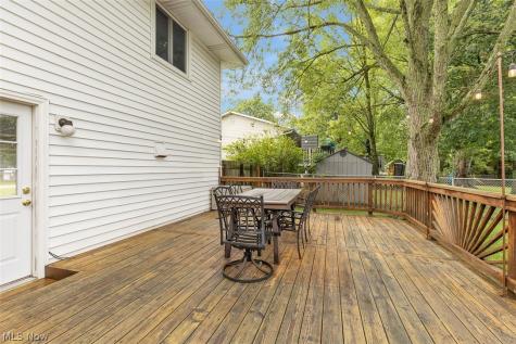 8902 Lincolnshire Boulevard Strongsville OH 44149
