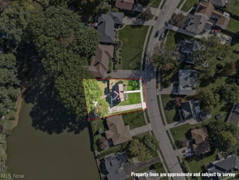 5901 Twin Lakes Drive Parma OH 44129
