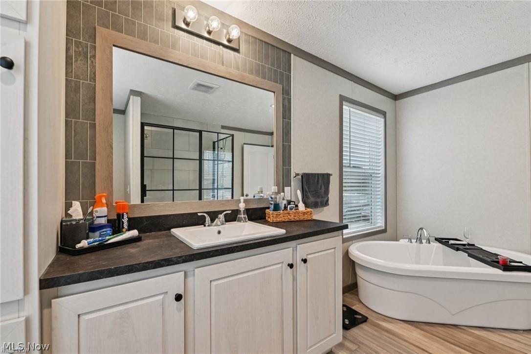 2706 Barn Drive SW Canton OH 44706