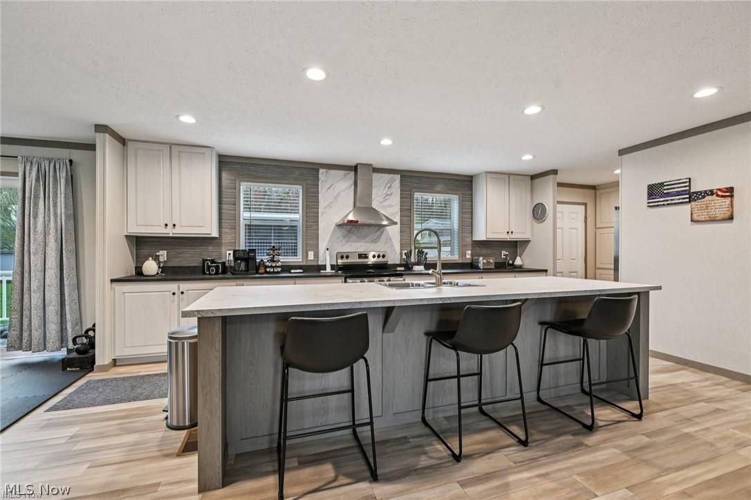 2706 Barn Drive SW Canton OH 44706