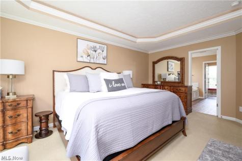 1242 Bexley Circle Akron OH 44312