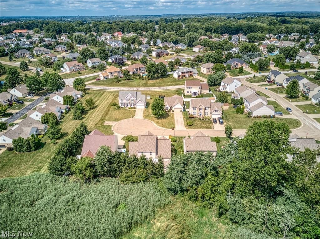 1242 Bexley Circle Akron OH 44312