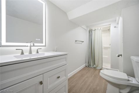4276 Grove Avenue Willoughby OH 44094