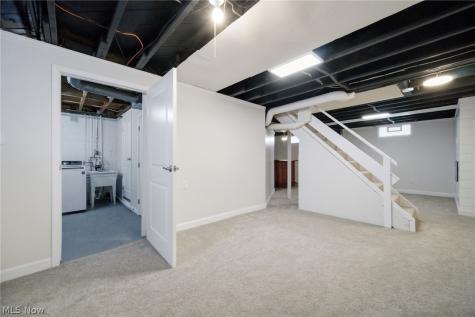 4276 Grove Avenue Willoughby OH 44094