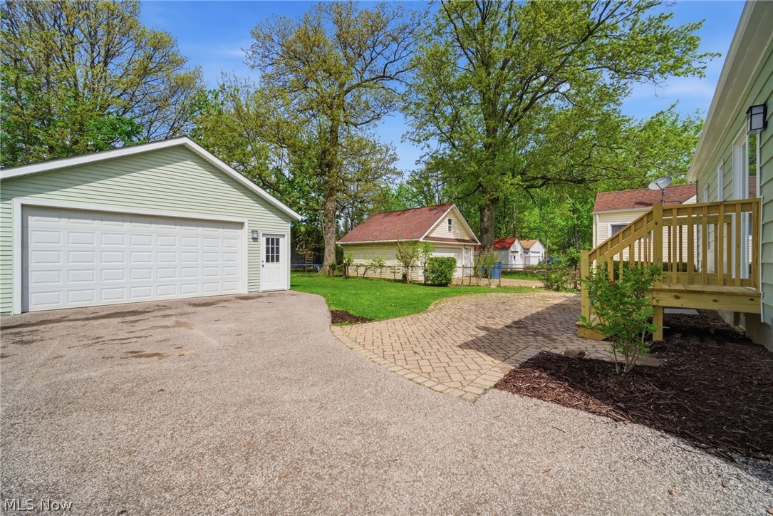 4276 Grove Avenue Willoughby OH 44094