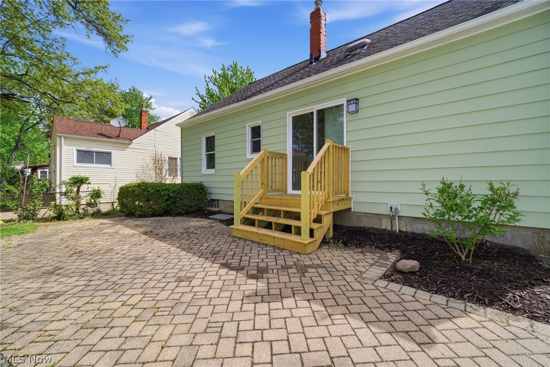 4276 Grove Avenue Willoughby OH 44094