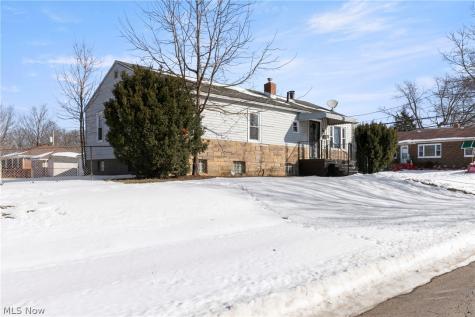 833 Triplett Boulevard Akron OH 44306