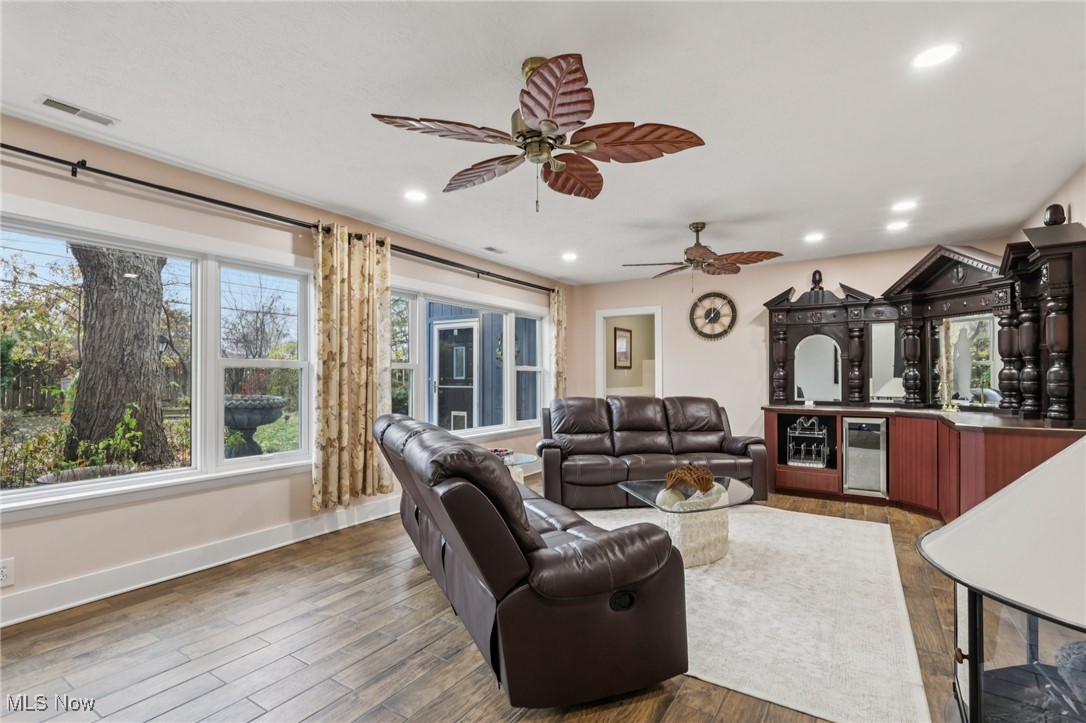 6996 Oakwood Road Parma Heights OH 44130