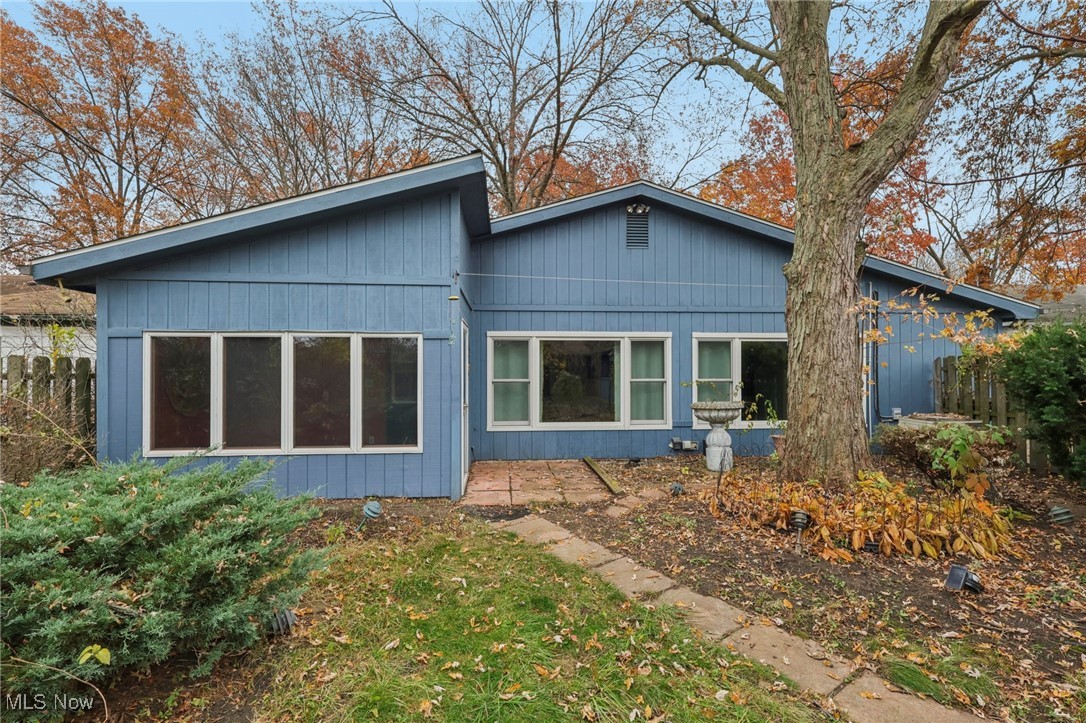 6996 Oakwood Road Parma Heights OH 44130