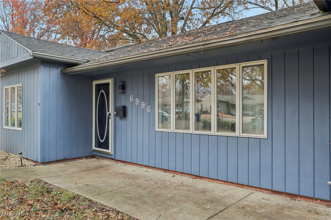 6996 Oakwood Road Parma Heights OH 44130