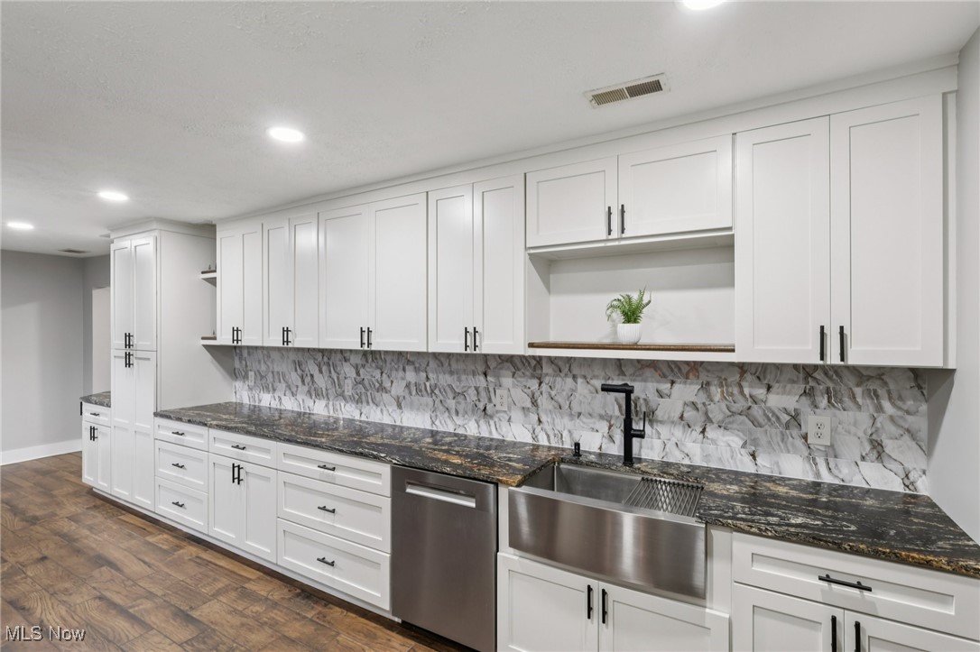 6996 Oakwood Road Parma Heights OH 44130