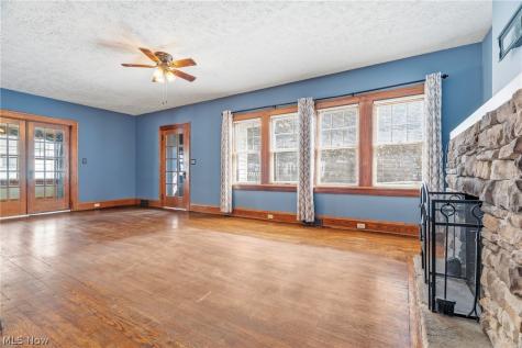 1932 7th Street Cuyahoga Falls OH 44221