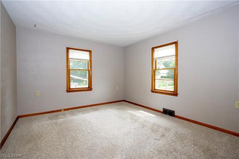 927 S Heltman Avenue Ashland OH 44805