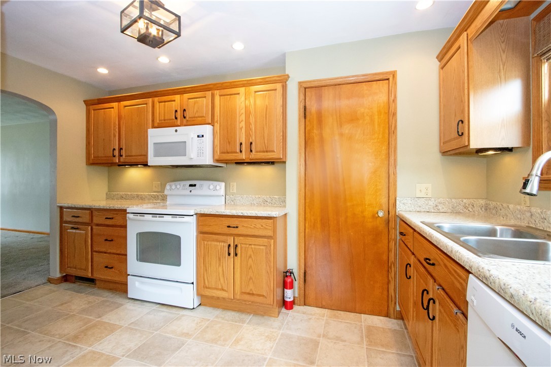 927 S Heltman Avenue Ashland OH 44805