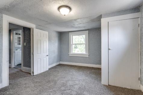 815 Seneca Street NE Massillon OH 44646