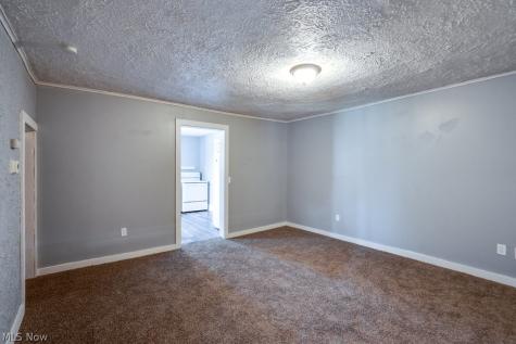 815 Seneca Street NE Massillon OH 44646