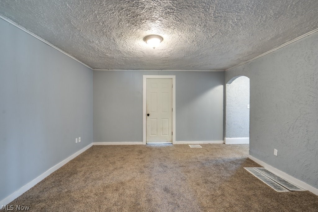 815 Seneca Street NE Massillon OH 44646