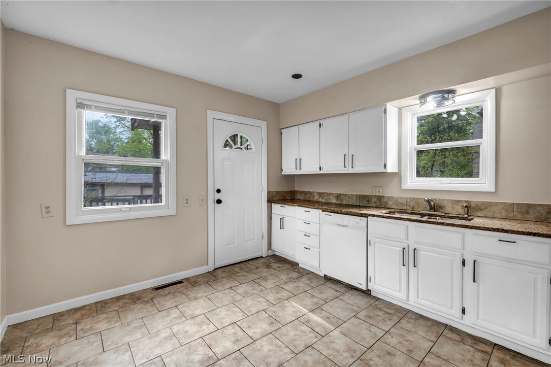 3333 Beechwood Avenue Cleveland Heights OH 44118