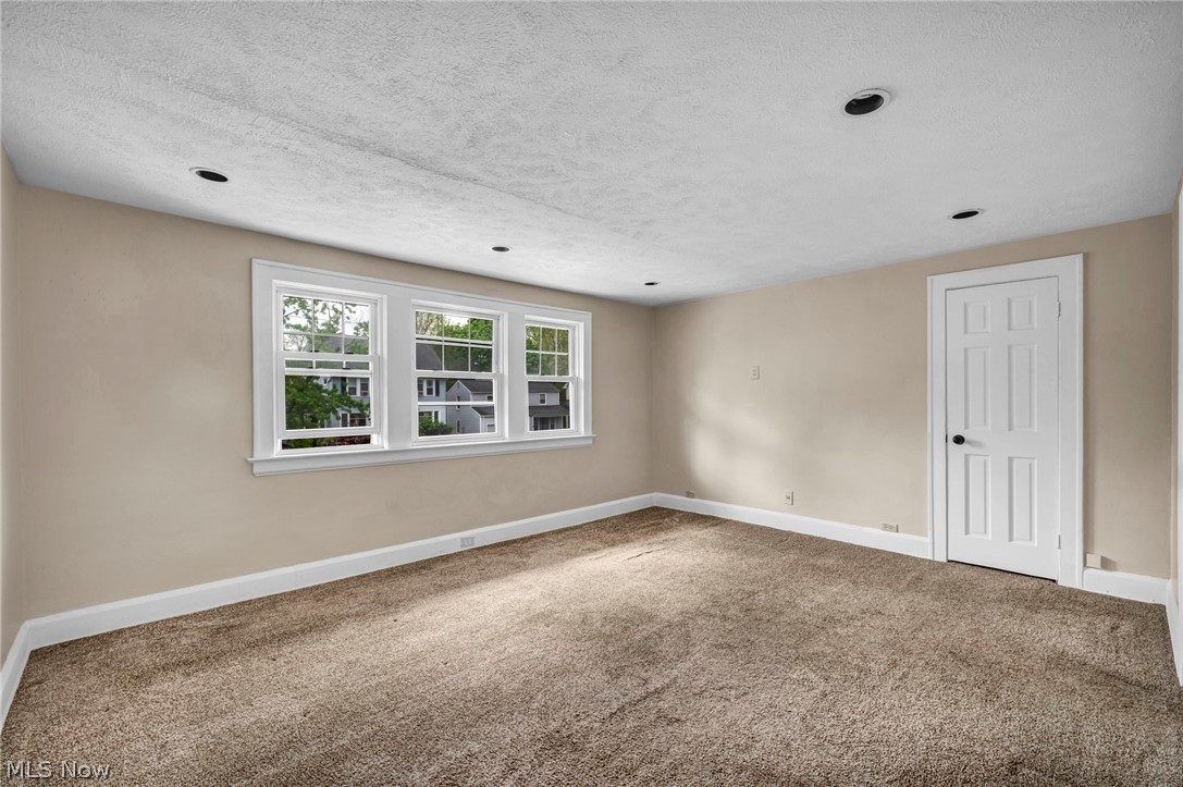 3333 Beechwood Avenue Cleveland Heights OH 44118