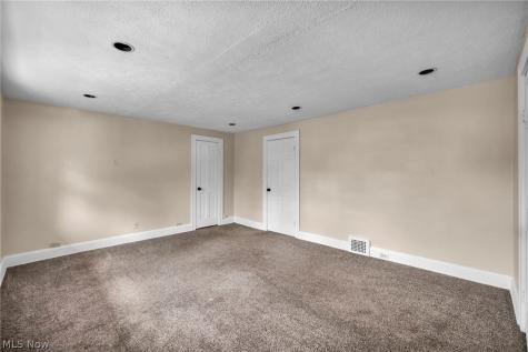 3333 Beechwood Avenue Cleveland Heights OH 44118
