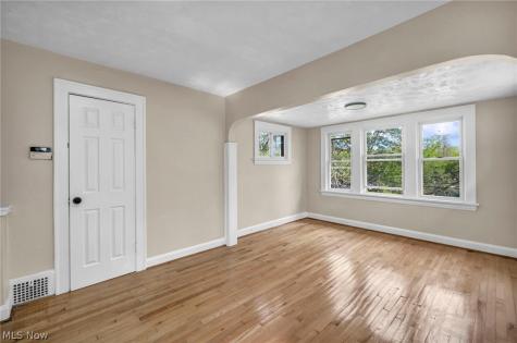 3333 Beechwood Avenue Cleveland Heights OH 44118