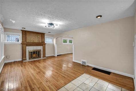 3333 Beechwood Avenue Cleveland Heights OH 44118
