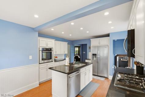 608 Chestnut Boulevard Cuyahoga Falls OH 44221