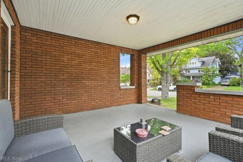 608 Chestnut Boulevard Cuyahoga Falls OH 44221
