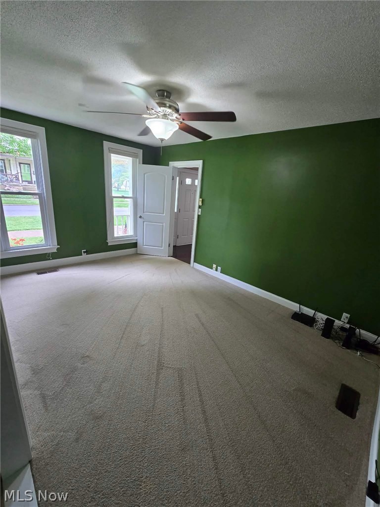 59 E Maple Avenue New Concord OH 43762