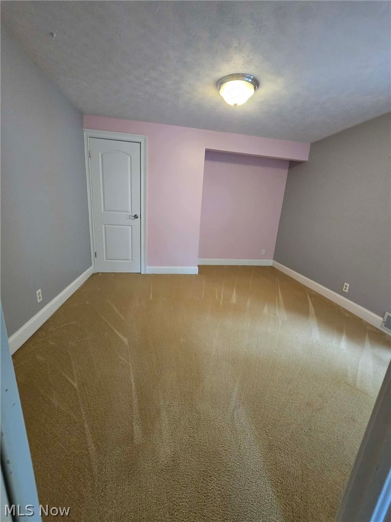 59 E Maple Avenue New Concord OH 43762