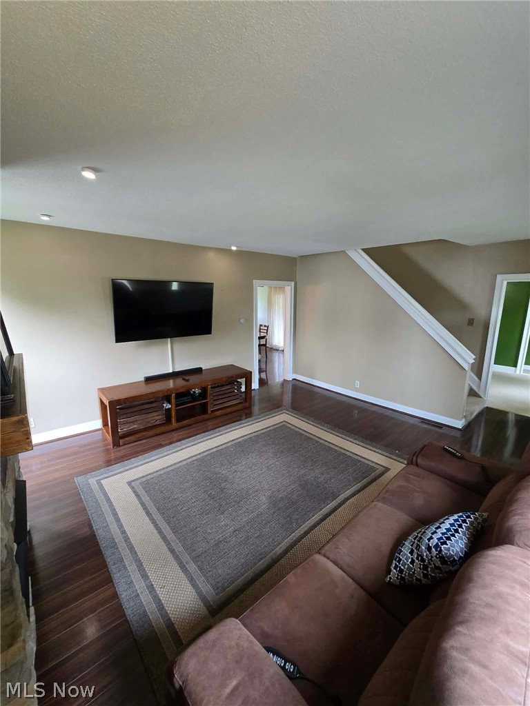 59 E Maple Avenue New Concord OH 43762