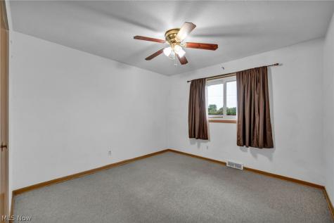 24560 Stephen Avenue Euclid OH 44123