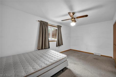 24560 Stephen Avenue Euclid OH 44123