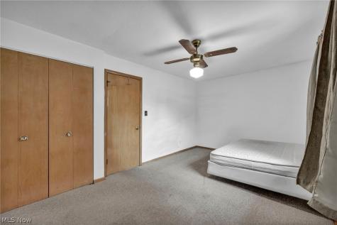 24560 Stephen Avenue Euclid OH 44123