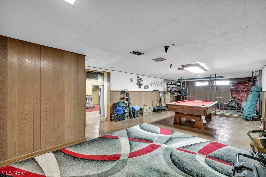 24560 Stephen Avenue Euclid OH 44123