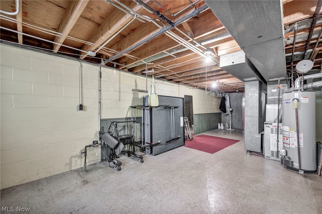 24560 Stephen Avenue Euclid OH 44123