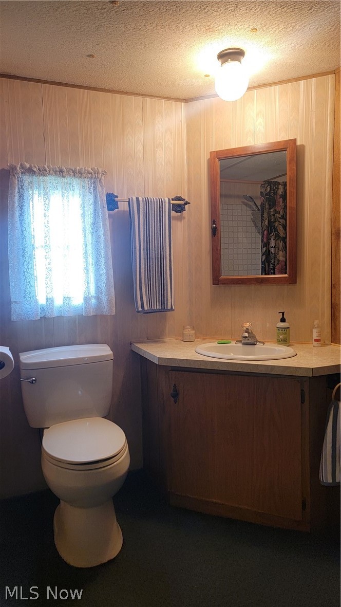 8214 Russell Lane Cleveland OH 44144