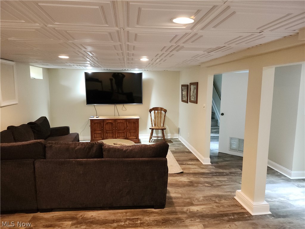7680 Aldersyde Drive Middleburg Heights OH 44130