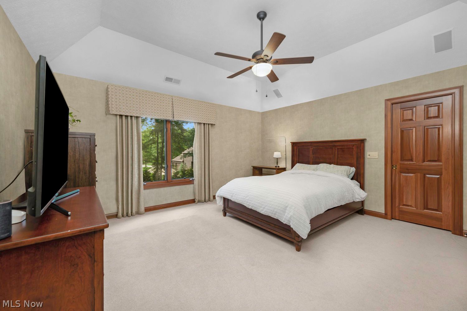 3251 Royal Oak Court Westlake OH 44145