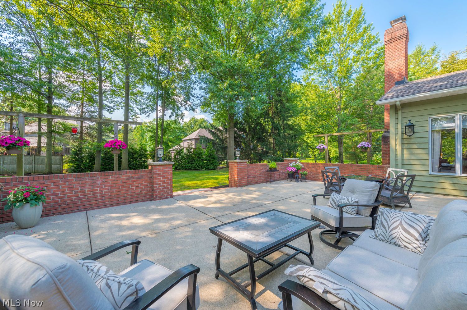 3251 Royal Oak Court Westlake OH 44145