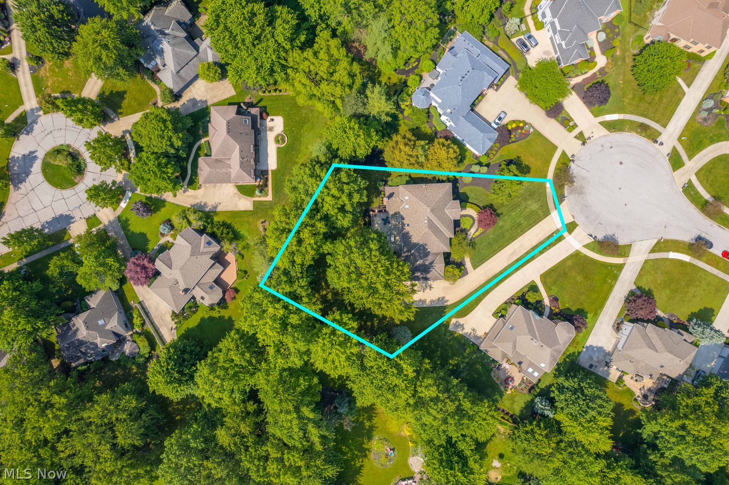 3251 Royal Oak Court Westlake OH 44145