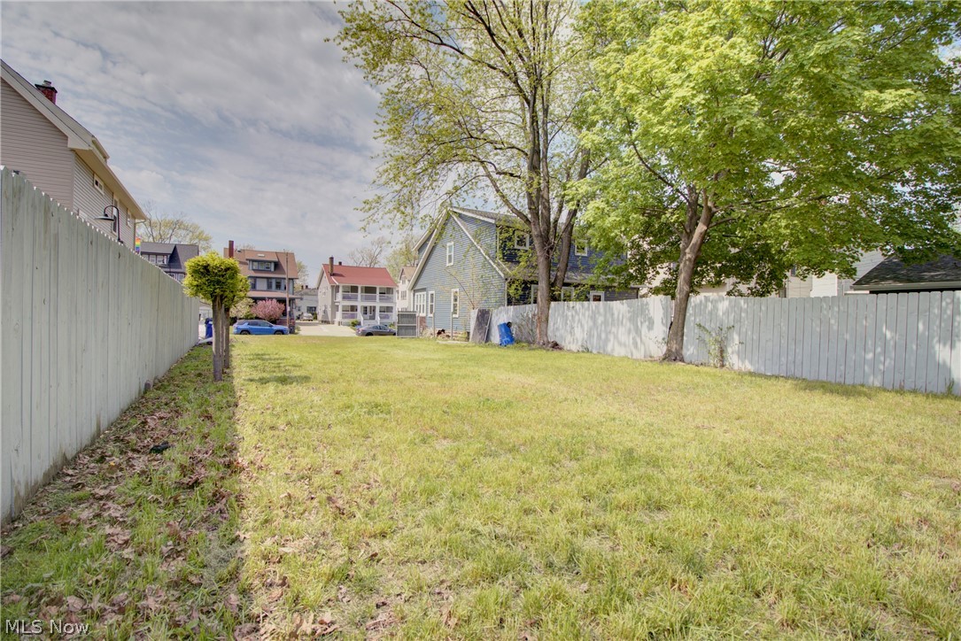 1283 W 106th Street Cleveland OH 44102