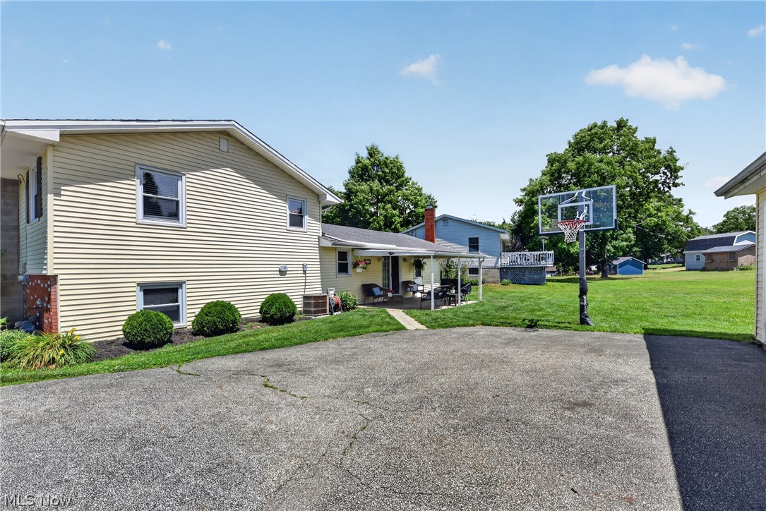 1818 Kenwood Drive Orrville OH 44667