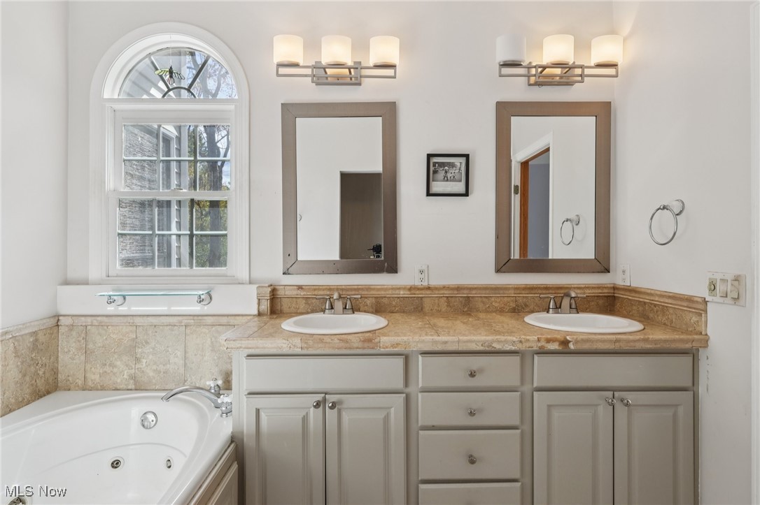 1038 Orchard Lane Broadview Heights OH 44147