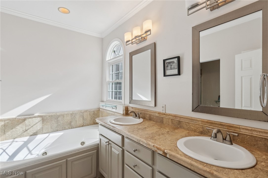 1038 Orchard Lane Broadview Heights OH 44147