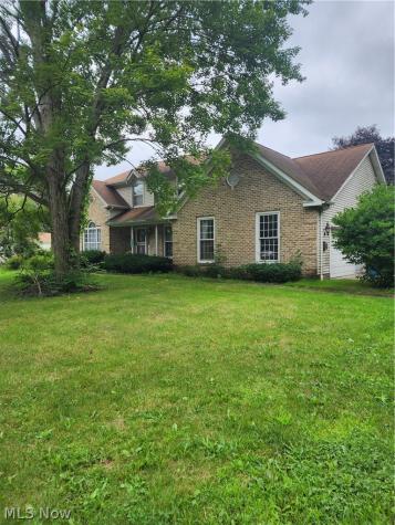 4804 Logan Arms Drive Youngstown OH 44505