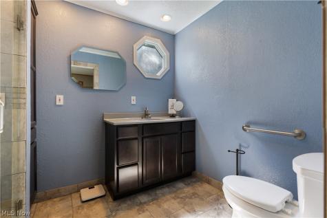 4847 Manchester Road New Franklin OH 44319