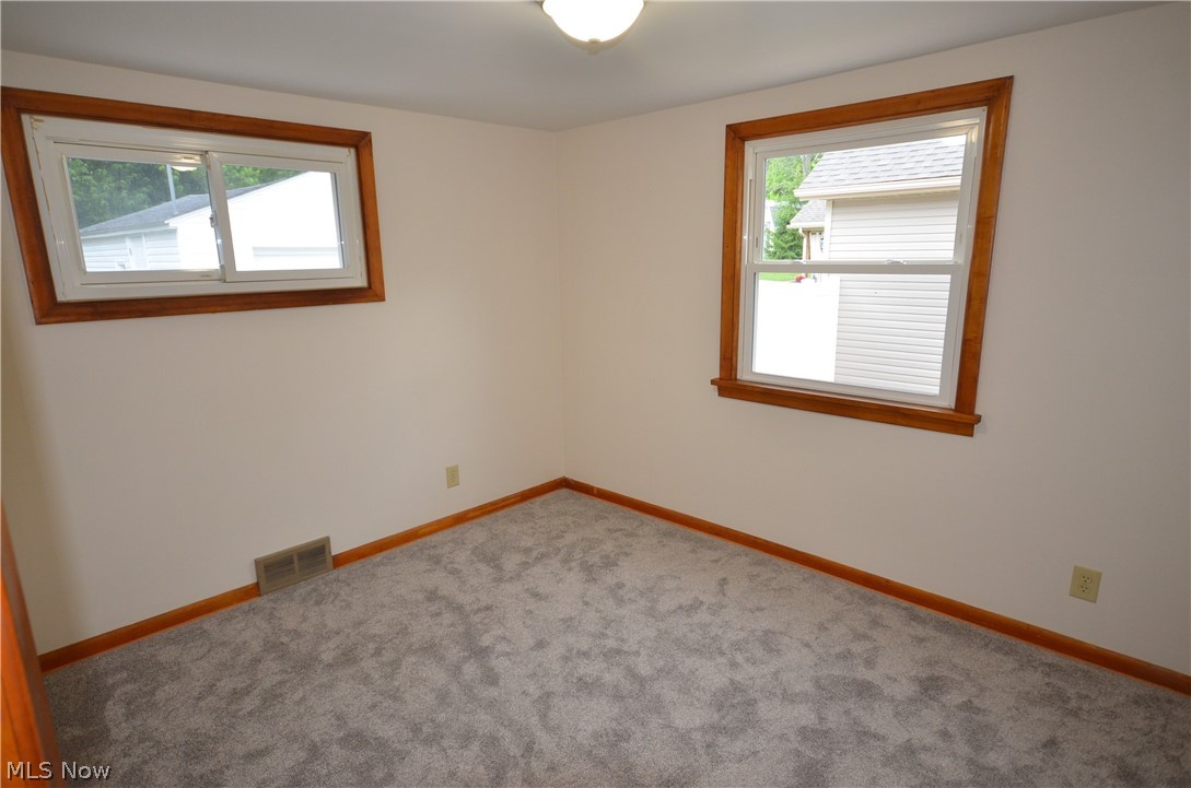 511 Ewart Road Akron OH 44312