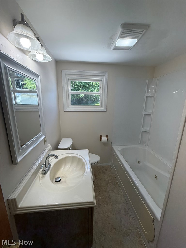 511 Ewart Road Akron OH 44312
