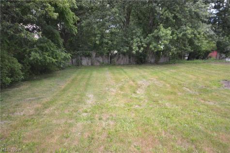 511 Ewart Road Akron OH 44312